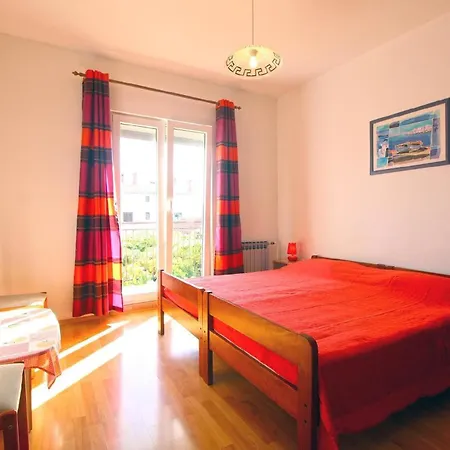 Apartment Fuer 5 Personen Ca 55 Qm In Pula, Istrien Istrische Riviera *