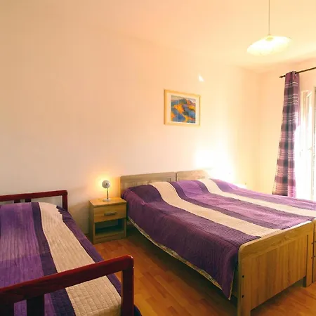 Apartment Fuer 5 Personen Ca 55 Qm In Pula, Istrien Istrische Riviera Pula